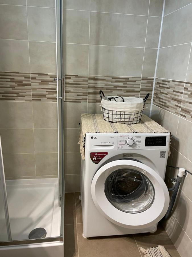 Apartament Spatios In Oradea Zewnętrze zdjęcie